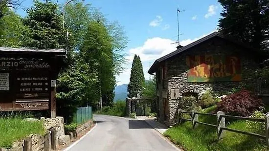 Budget Hotel Vittoria & Ristorante Marzio Italy